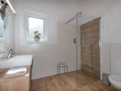 Zimmerbild 28