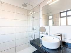Zimmerbild 13