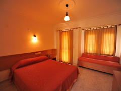 Zimmerbild 7
