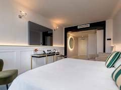 Zimmerbild 8