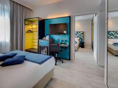 Zimmerbild 8