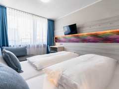 Zimmerbild 7