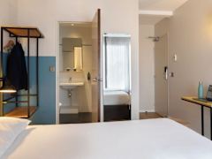 Zimmerbild 12