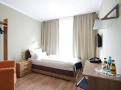 Zimmerbild 6