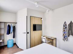 Zimmerbild 7