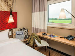 Zimmerbild 4