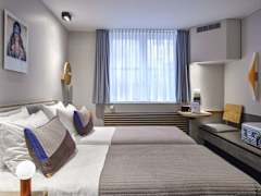 Zimmerbild 6
