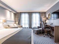 Zimmerbild 4