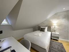 Zimmerbild 4