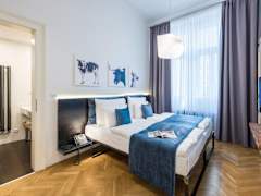 Zimmerbild 8