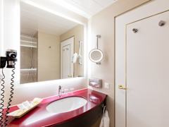 Zimmerbild 6