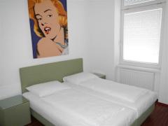 Zimmerbild 18