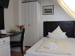 Zimmerbild 11