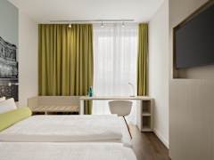 Zimmerbild 6