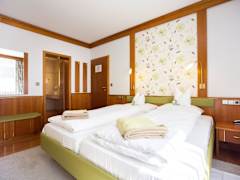 Zimmerbild 6