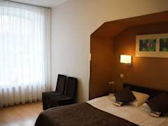 Zimmerbild 8