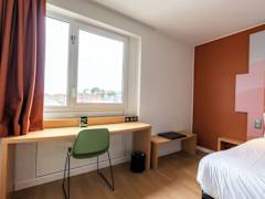 Zimmerbild 13