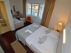 Zimmerbild 6