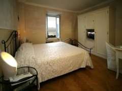 Zimmerbild 8