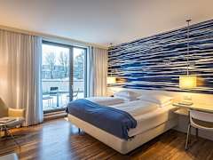 Zimmerbild 6