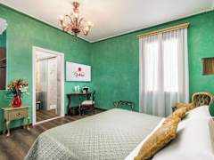Zimmerbild 12