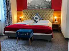 Zimmerbild 6