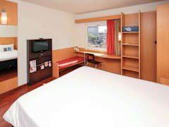Zimmerbild 8