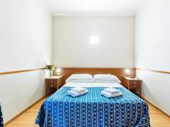 Zimmerbild 13