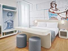 Zimmerbild 8