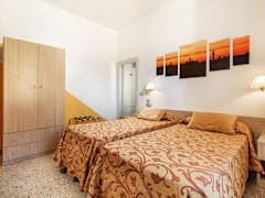 Zimmerbild 9