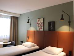 Zimmerbild 6