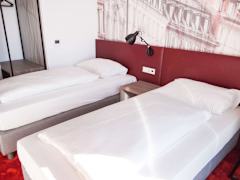 Zimmerbild 8