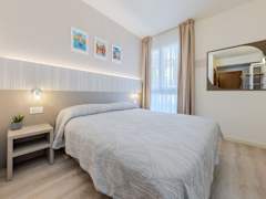 Zimmerbild 6