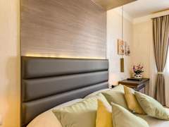 Zimmerbild 8
