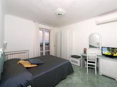 Zimmerbild 6