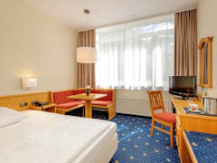Zimmerbild 4