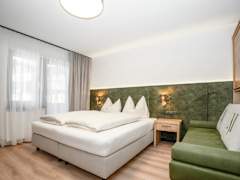 Zimmerbild 17