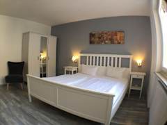 Zimmerbild 8