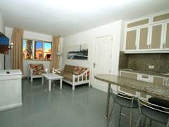 Zimmerbild 14