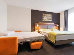 Zimmerbild 6