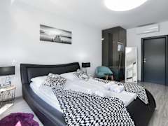 Zimmerbild 15