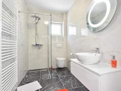 Zimmerbild 5