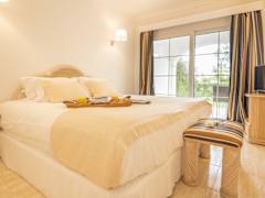 Zimmerbild 11