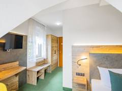 Zimmerbild 8