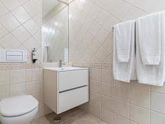 Zimmerbild 28