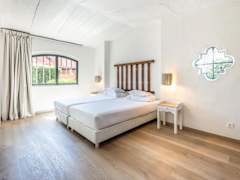 Zimmerbild 24