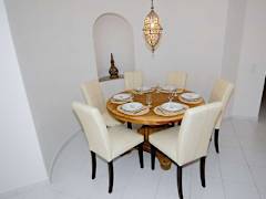 Zimmerbild 77
