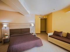 Zimmerbild 28