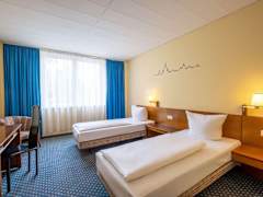 Zimmerbild 8
