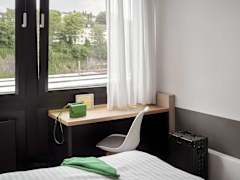 Zimmerbild 8